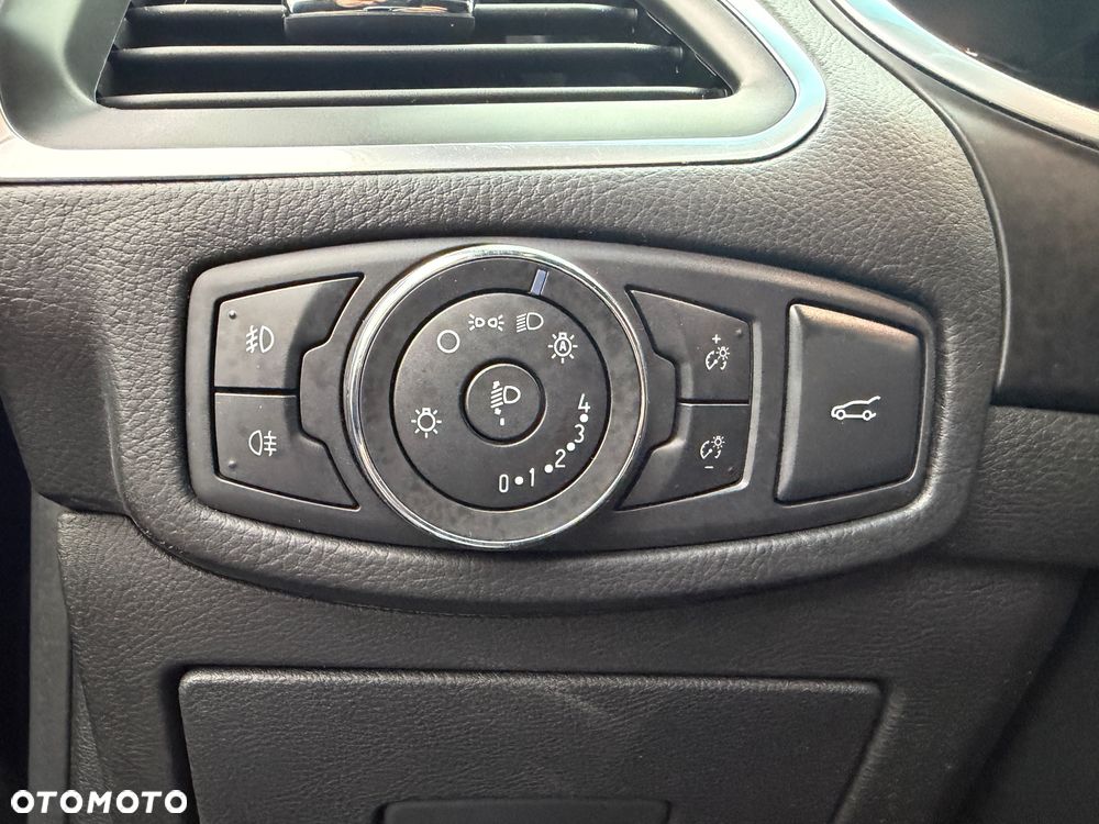 Ford Edge 2.0 TDCi 4x4 Sport - 23