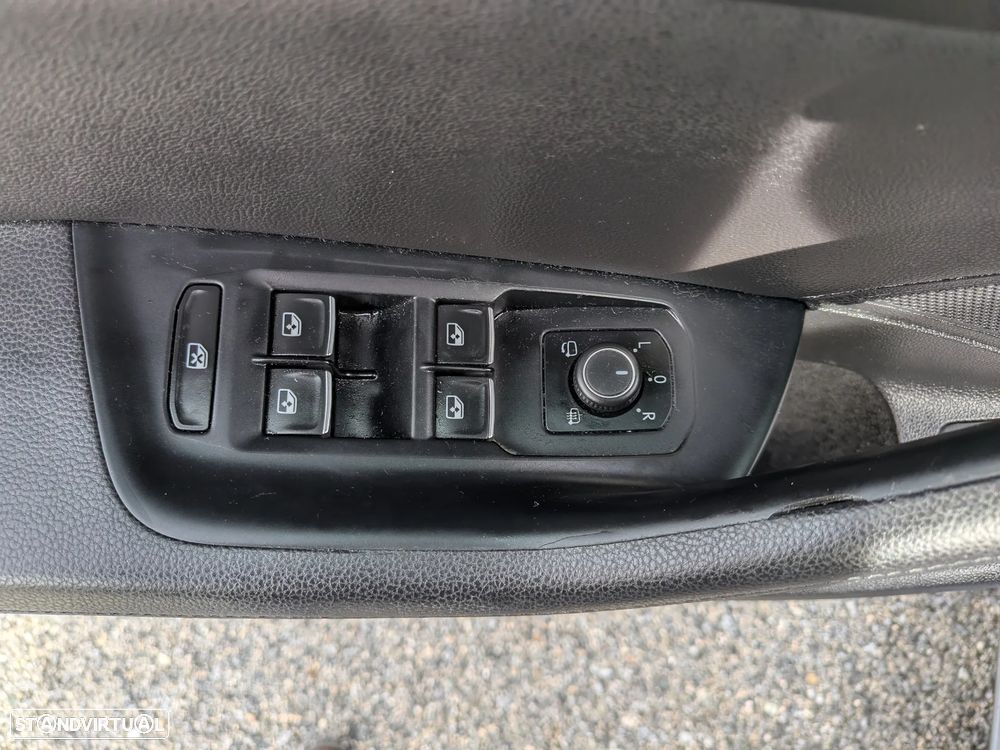 VW Passat Variant 2.0 TDi Highline DSG - 7