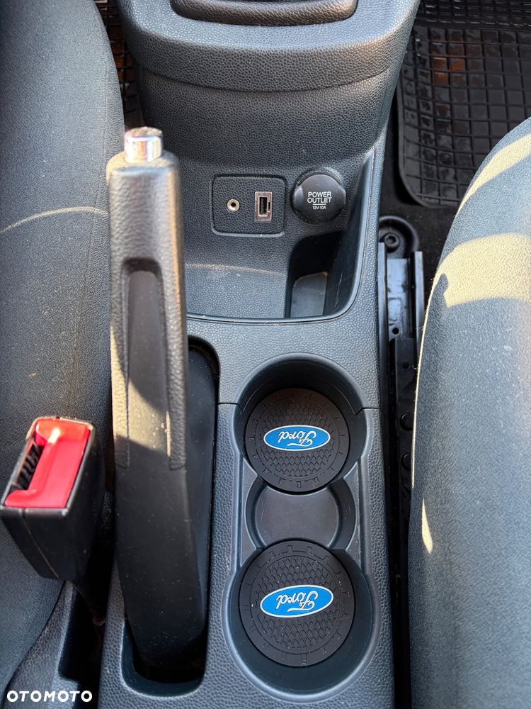 Ford Fiesta 1.4 Titanium - 16