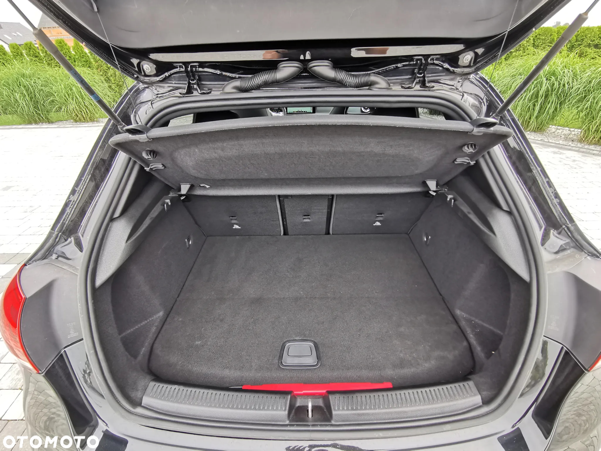 Mercedes-Benz Klasa A 35 AMG 4-Matic 7G-DCT - 20