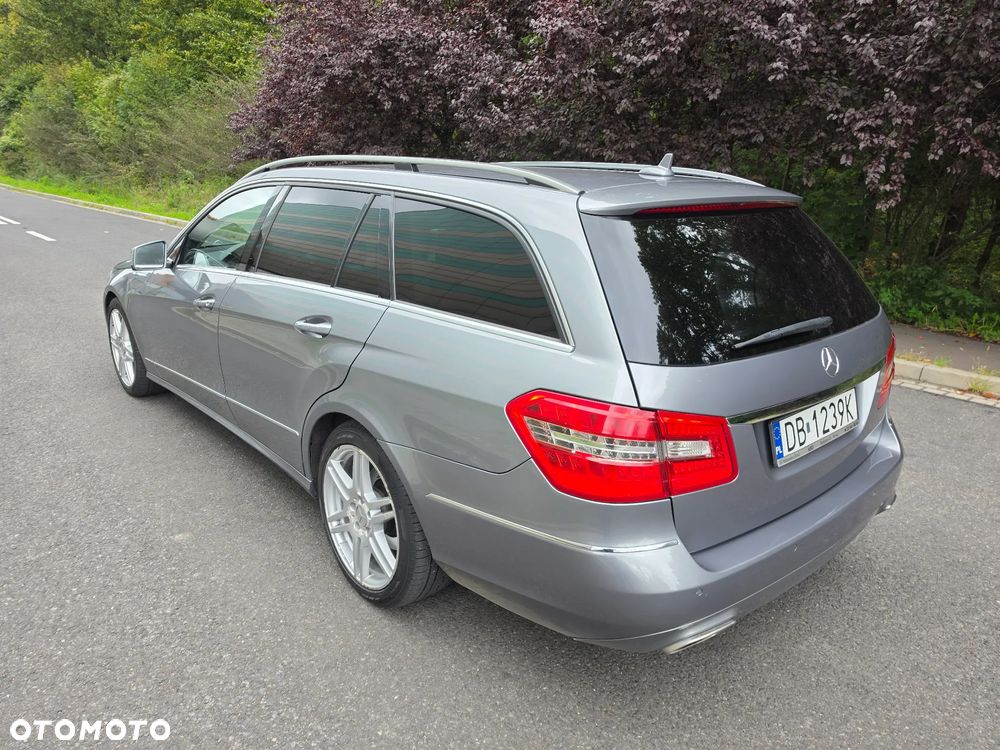 Mercedes-Benz Klasa E 350 4Matic 7G-TRONIC - 19