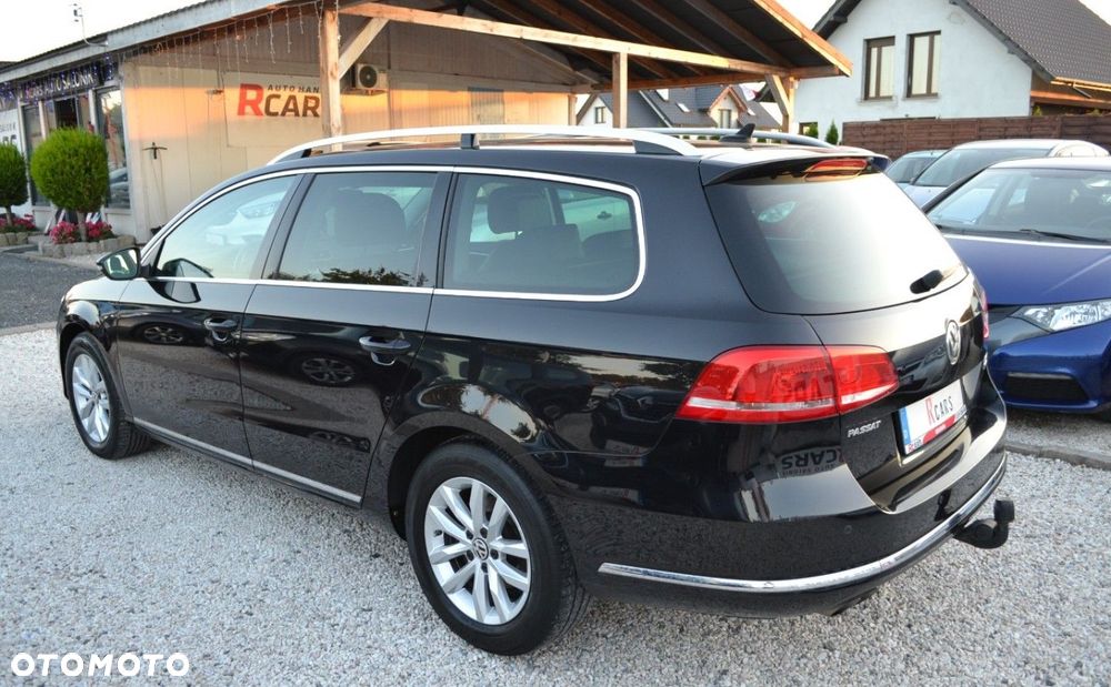 Volkswagen Passat - 16
