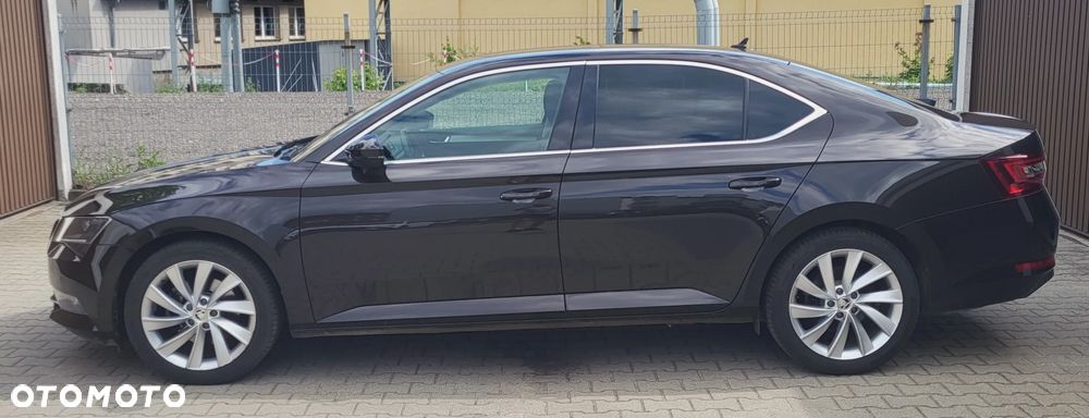 Skoda Superb 1.5 TSI ACT Ambition - 3