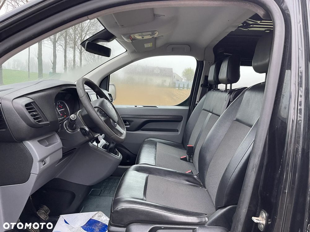 Citroën Jumpy Rok 2019_6 Osobowy_Brygadówka_Holenderka_6 Osób_Dubel kabina_1.6 HDI DIESEL Oszczędny_Klimatyzacja - 17