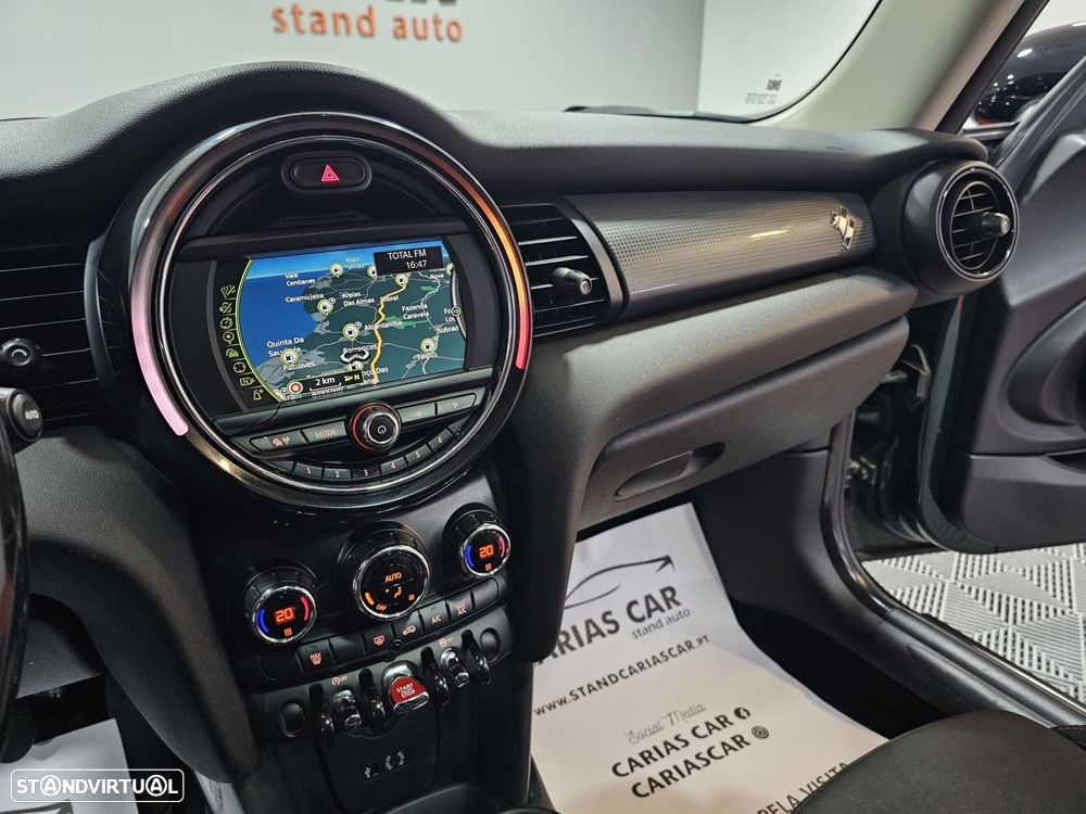 MINI 3 Portas Cooper D - 19