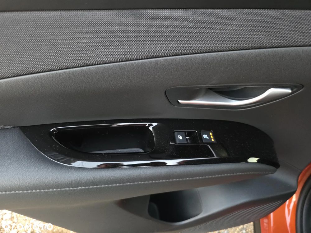 Hyundai Tucson 1.6 T-GDi HEV Platinum 2WD - 19