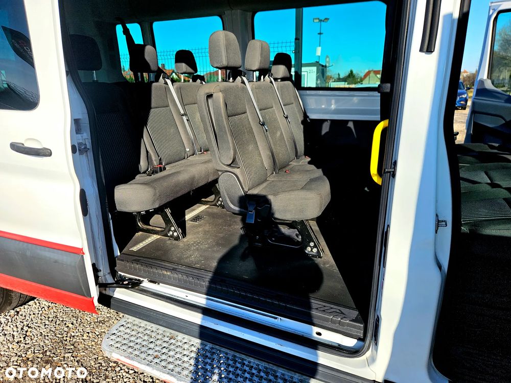 Ford Transit - 13