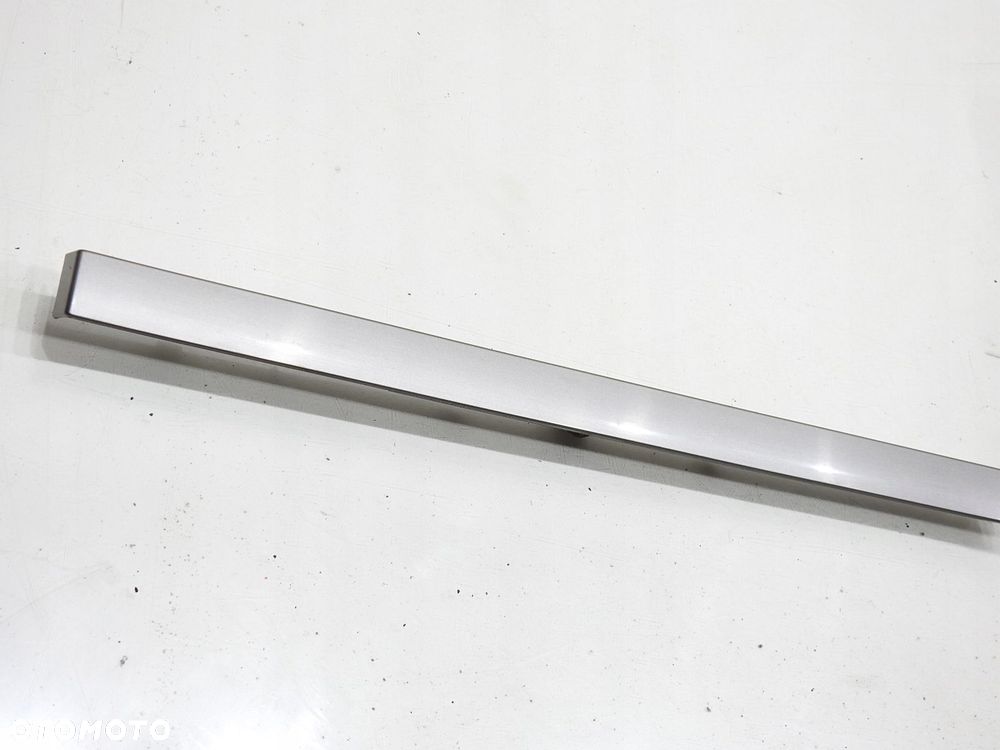 LISTWA OZDOBNA KONSOLI PRAWA VW TOURAN LIFT - 2
