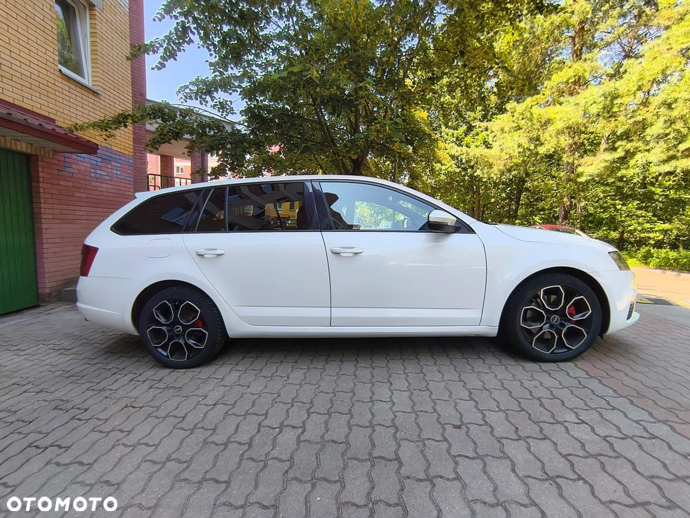 Skoda Octavia 2.0 TDI RS - 3