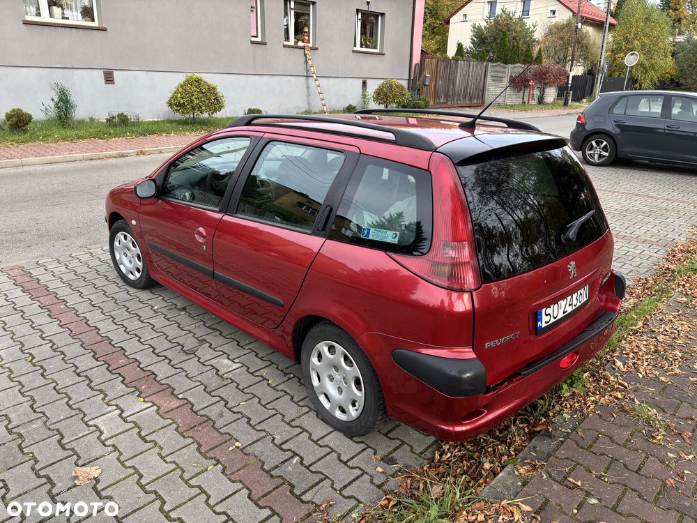 Peugeot 206 1.1 X-Line - 10