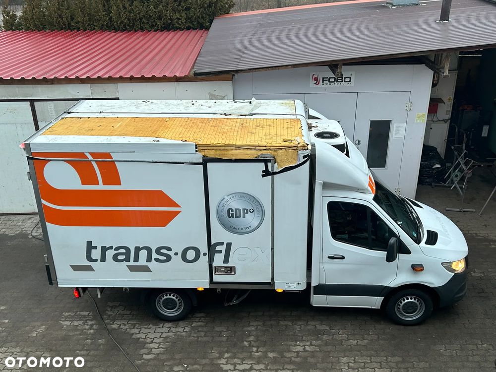 Mercedes-Benz Sprinter - 8