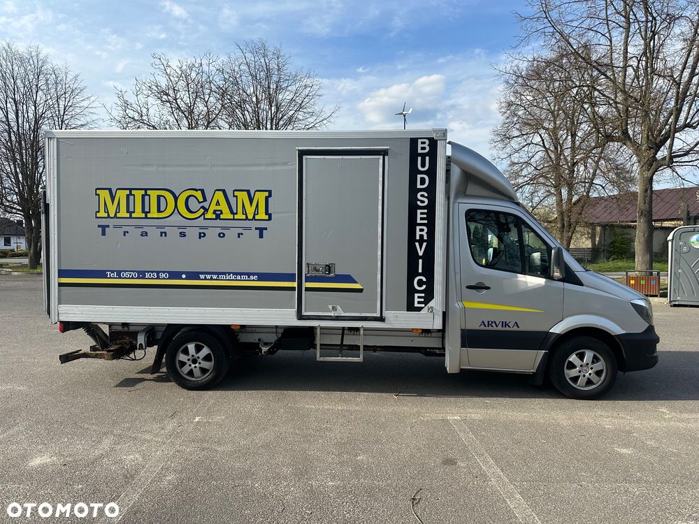 Mercedes-Benz Sprinter - 11
