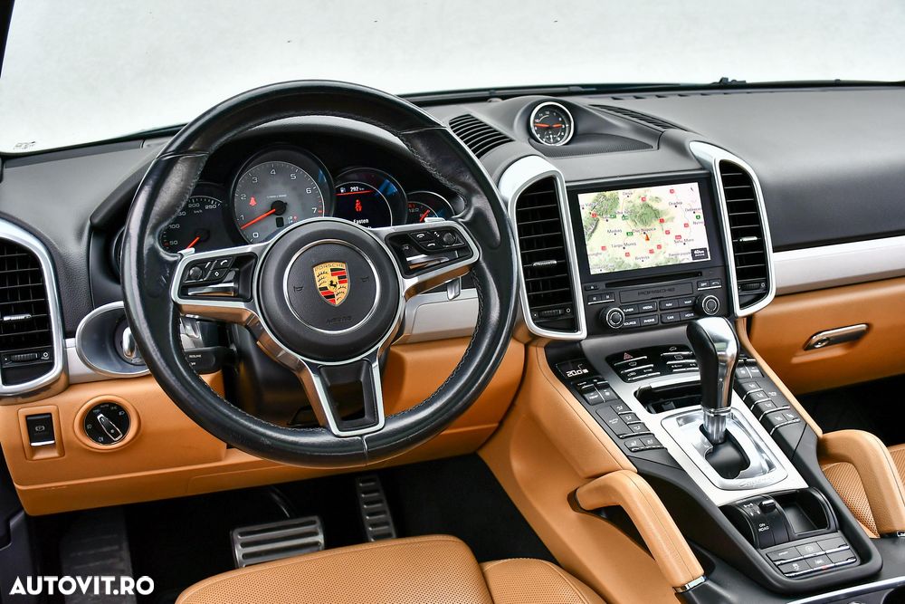 Porsche Cayenne 3.6 L S - 18