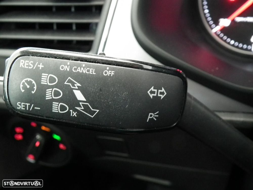 SEAT Leon ST 1.6 TDI Style S/S - 32