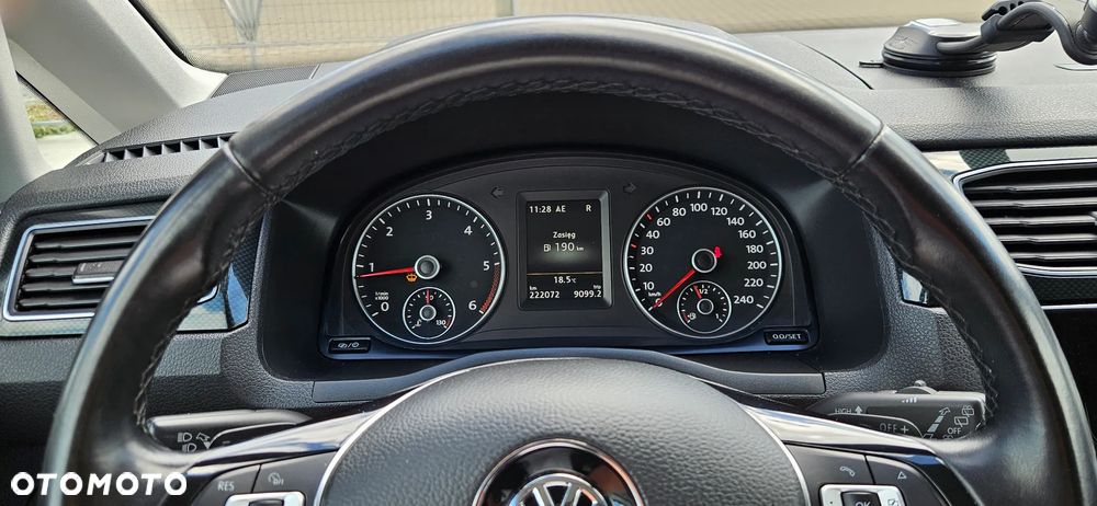 Volkswagen Caddy 2.0 TDI Highline DSG - 23