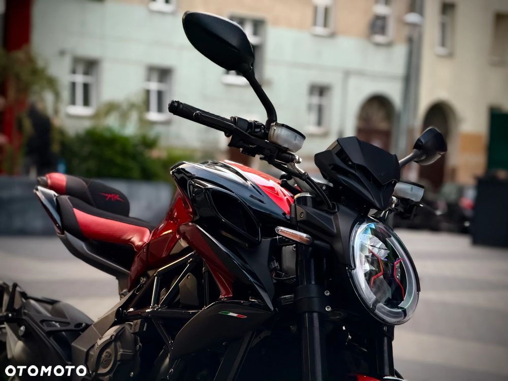 MV AGUSTA Brutale - 4