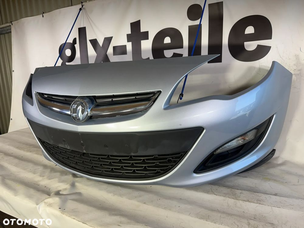 Opel Astra J Lift 12-15r. Zderzak Przód Przedni Z176 13368660 - 2