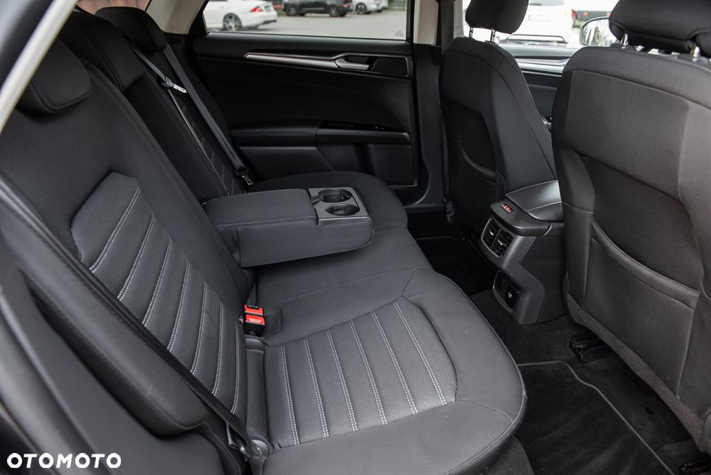 Ford Mondeo 2.0 EcoBlue Titanium - 34