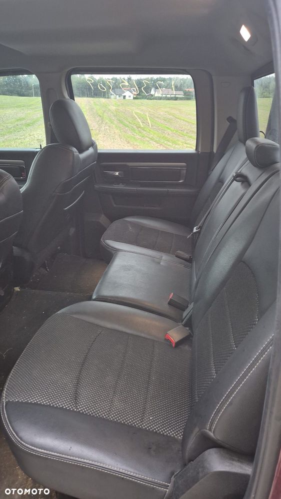 Dodge RAM 1500 5.7 4x4 - 12