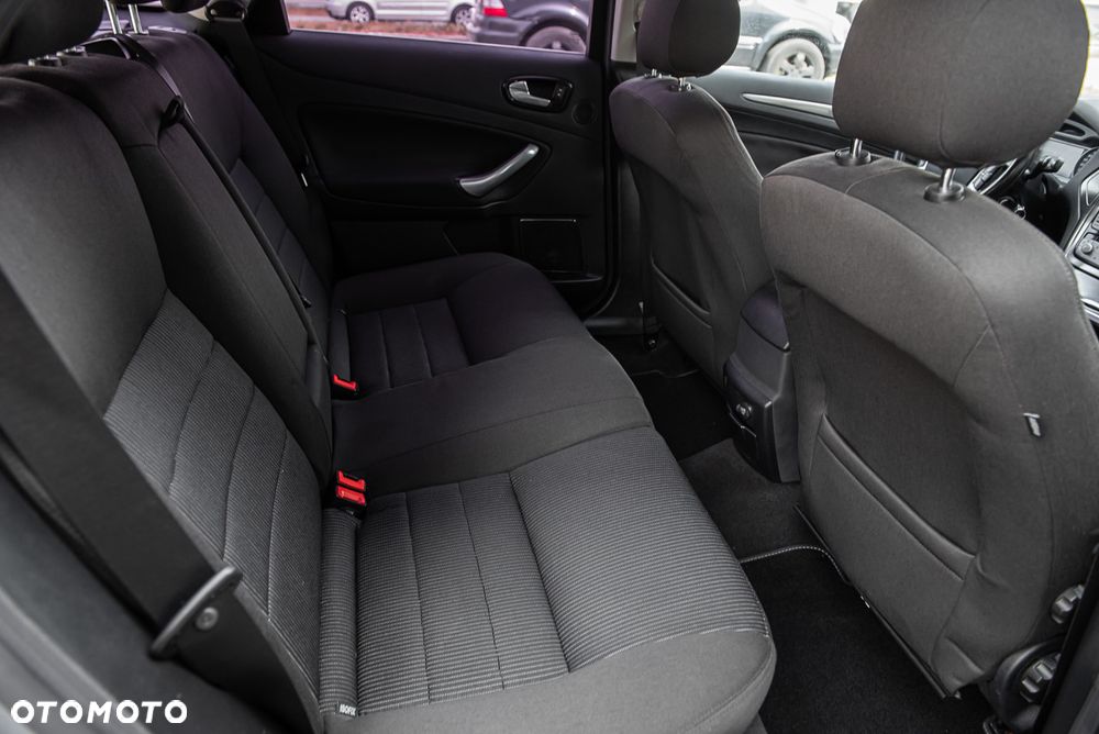 Ford Mondeo 2.5 Black Magic - 28