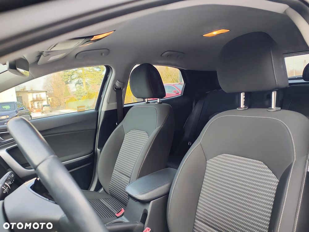 Kia XCeed 1.5 T-GDI M - 26