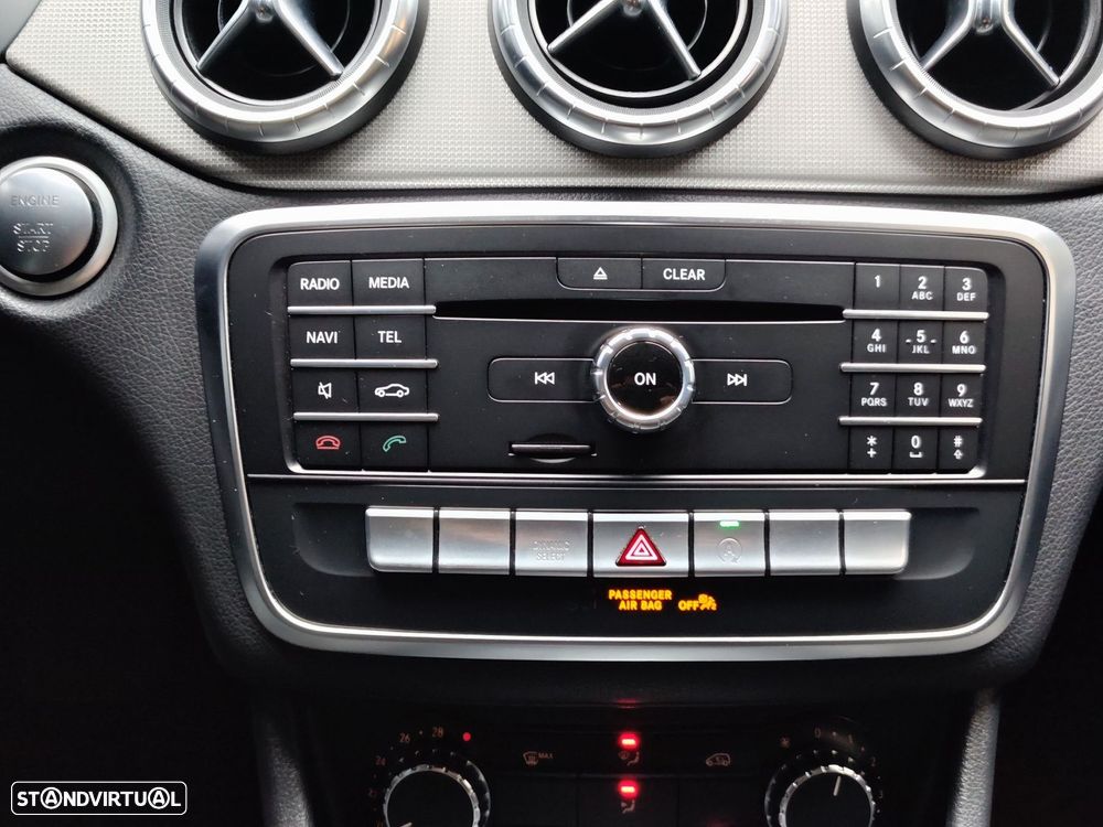 Mercedes-Benz CLA 200 (CDI) d 4Matic 7G-DCT Urban - 16
