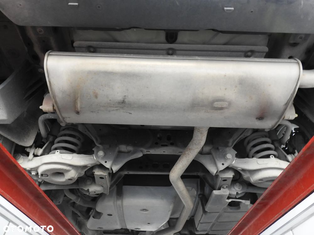 Ford Mondeo SW 2.0 Ti-VCT Titanium - 24