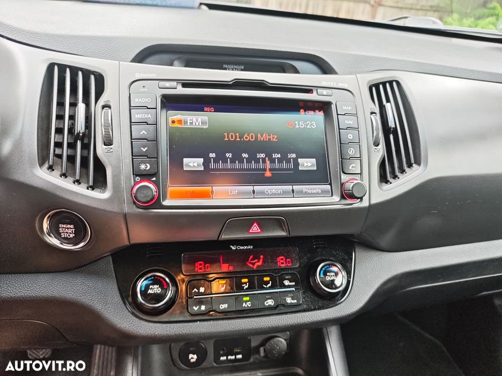 Kia Sportage 2.0 CRDI AWD Dream-Team Edition - 8