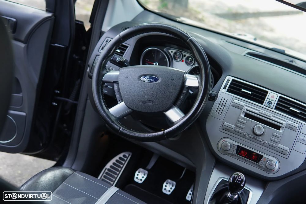 Ford Kuga 2.0 TDCi 2x4 Individual - 44