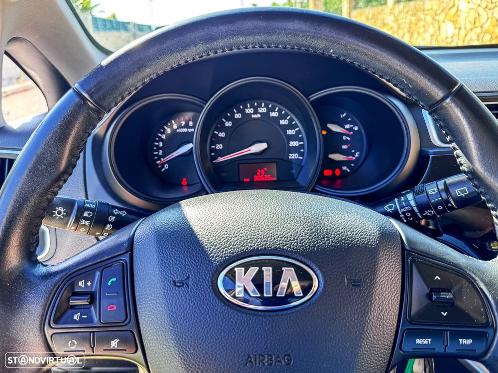 Kia Rio 1.2 CVVT LX - 8