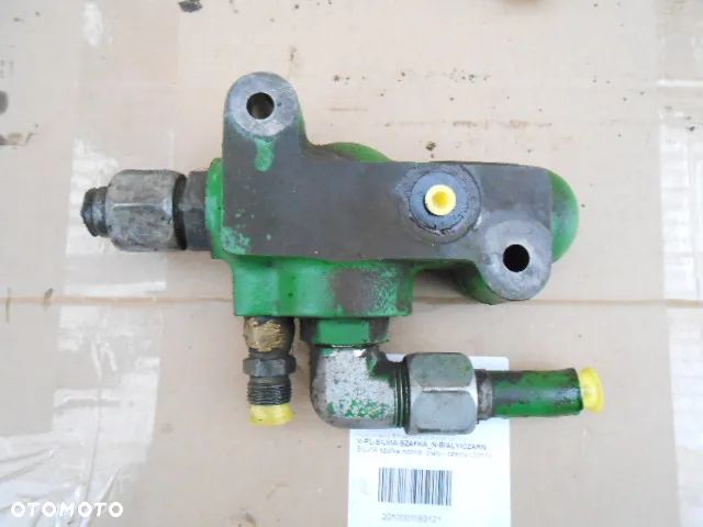 Zawór ciśnieniowy John Deere 4755 - 3