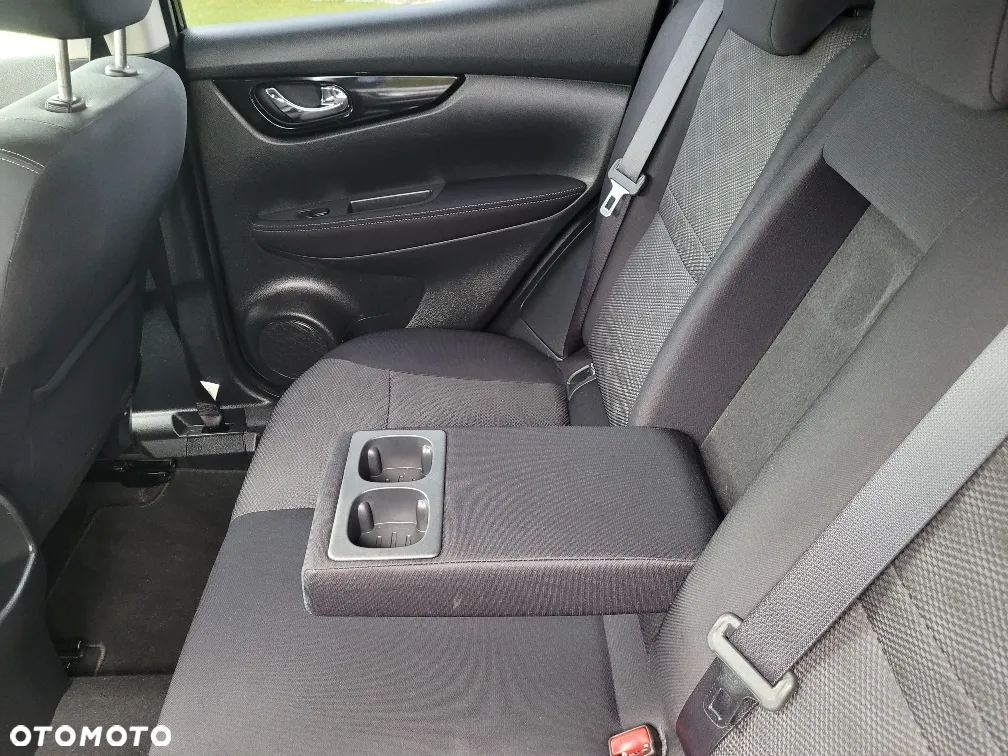 Nissan Qashqai 1.6 DIG-T Acenta - 16
