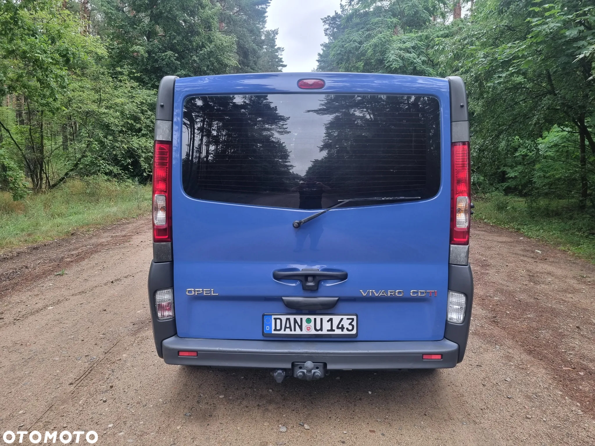 Opel Vivaro 2.5 CDTI L1H1 - 40