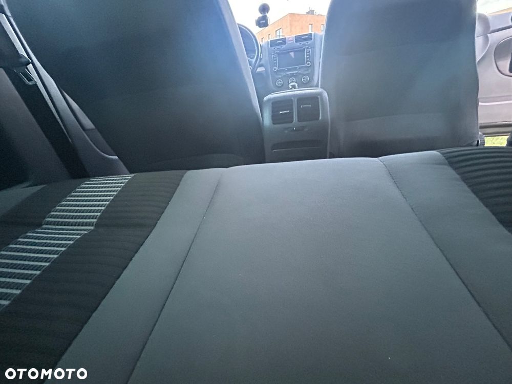 Volkswagen Golf - 21