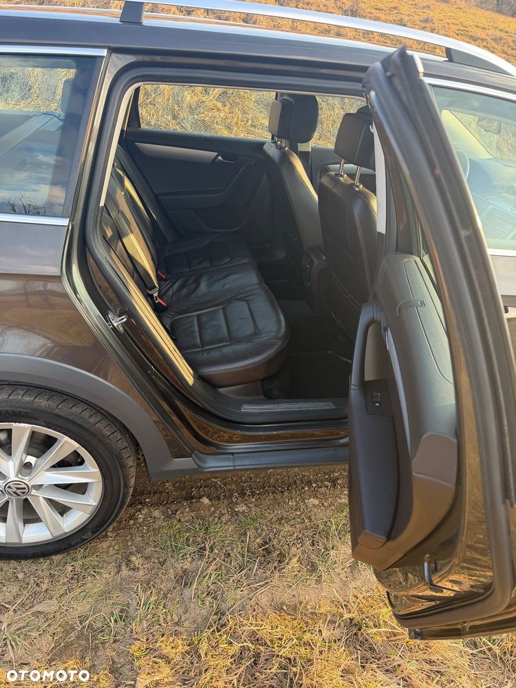 Volkswagen Passat 2.0 TDI Comfortline DSG - 21