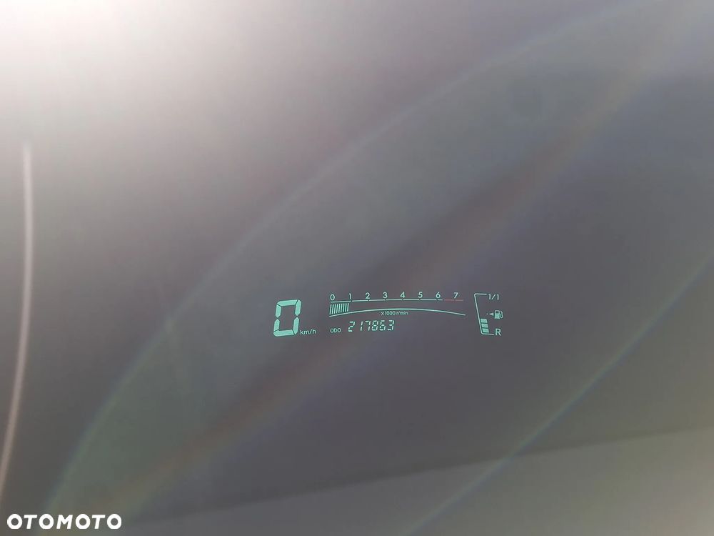 Toyota Yaris 1.3 VVT-i Luna - 33