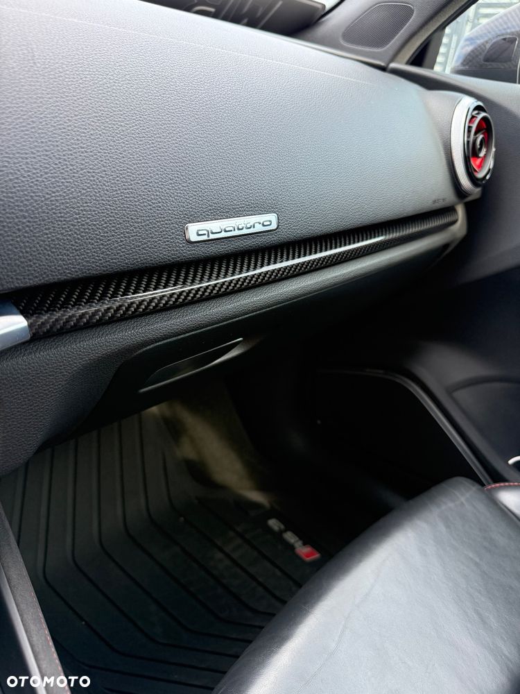 Audi RS3 Sportback Standard - 10