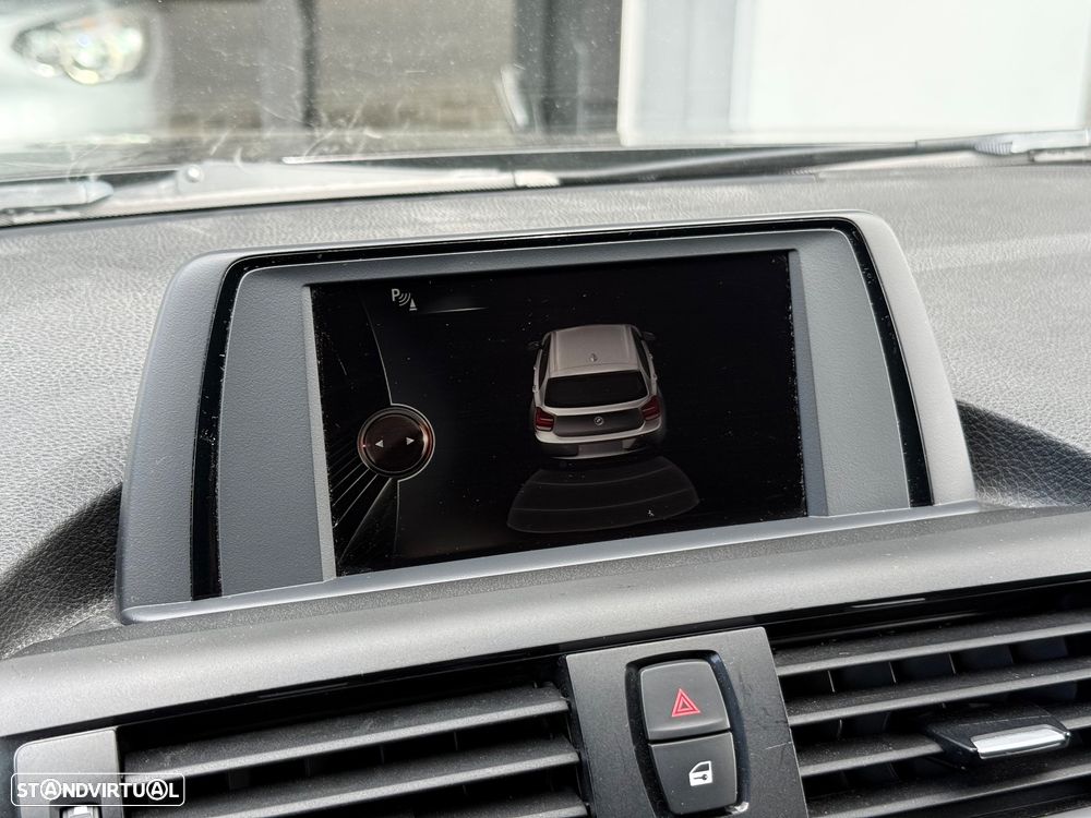 BMW 118 d Aut. Sport Line - 21