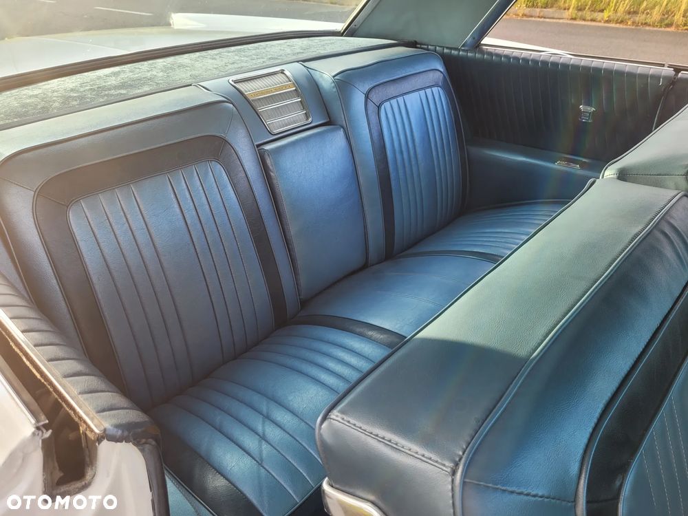 Pontiac Bonneville - 37