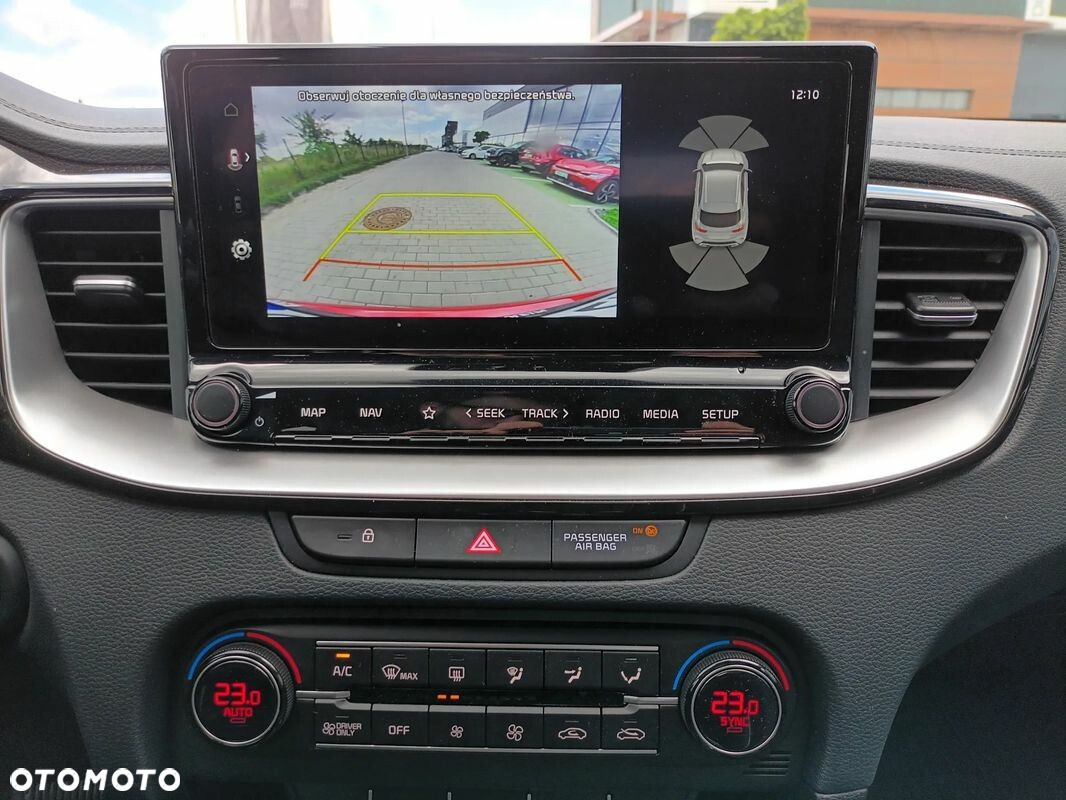 Kia XCeed - 24