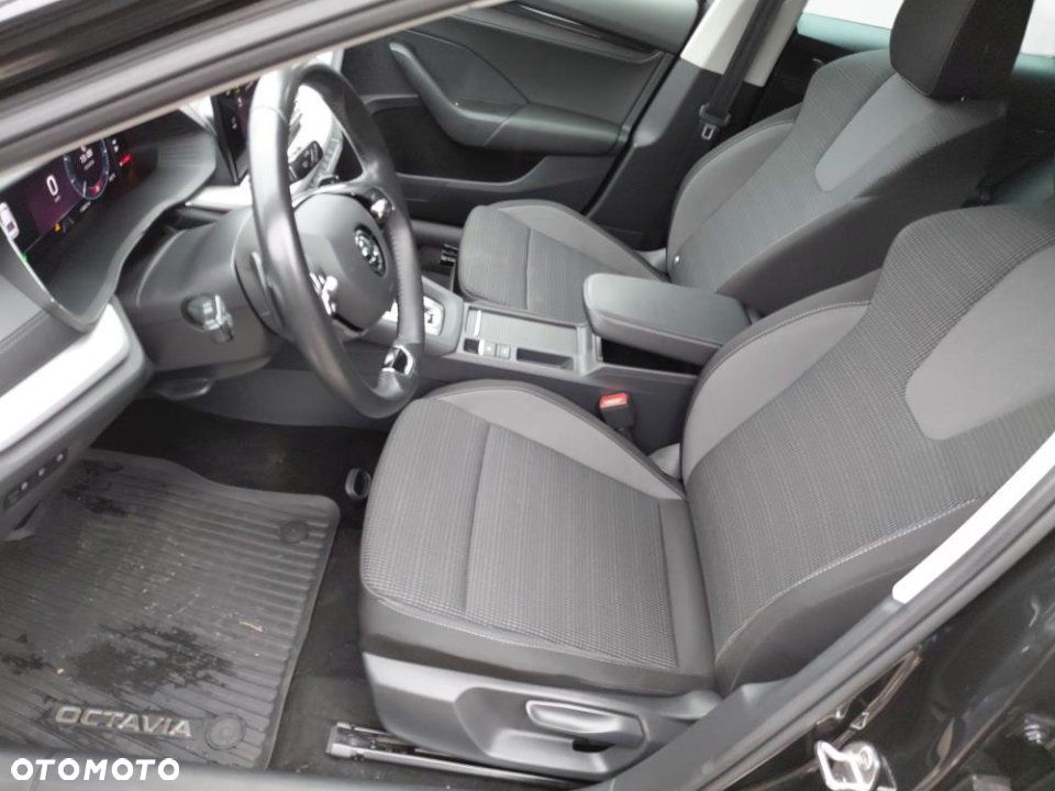Skoda Octavia - 12
