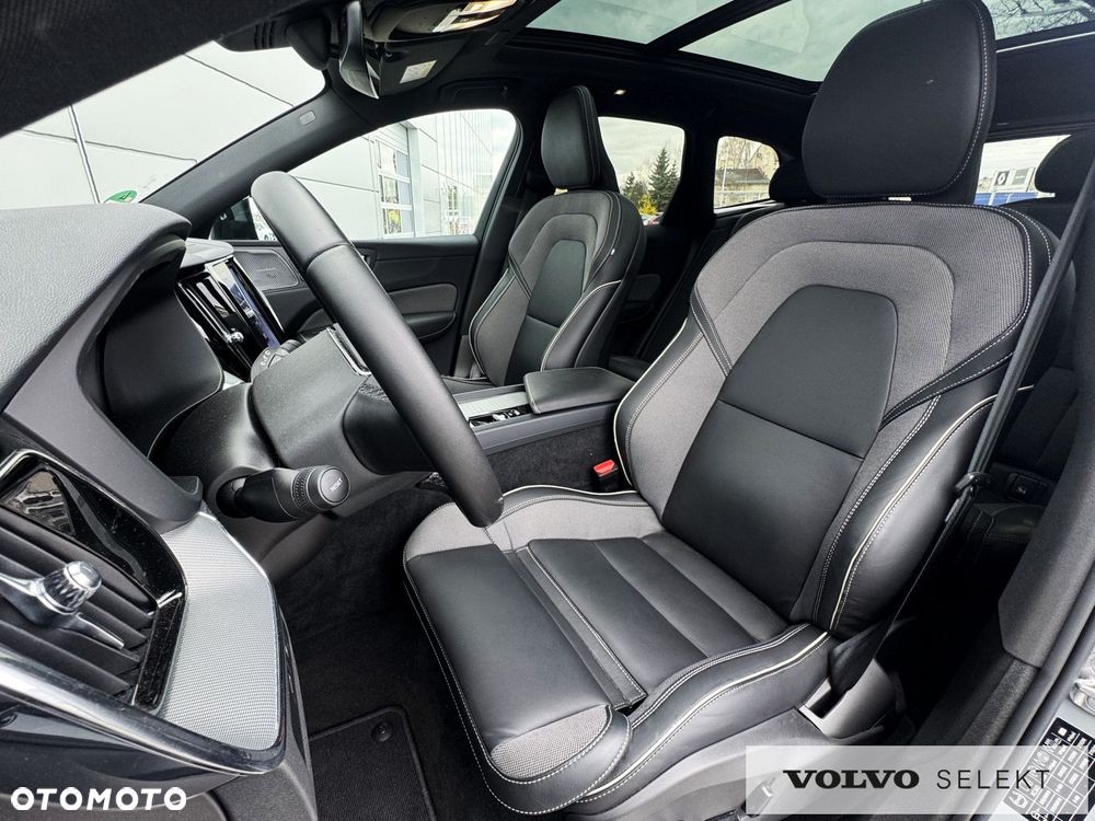 Volvo XC 60 - 30