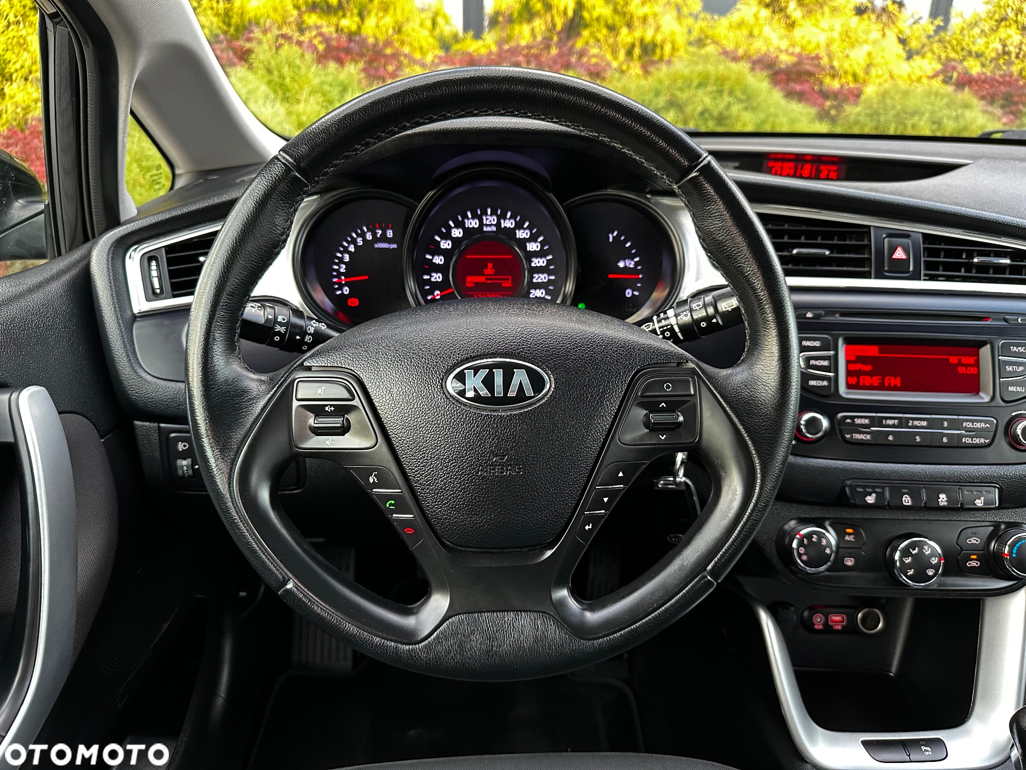 Kia Ceed 1.6 GDI Platinum Edition - 31