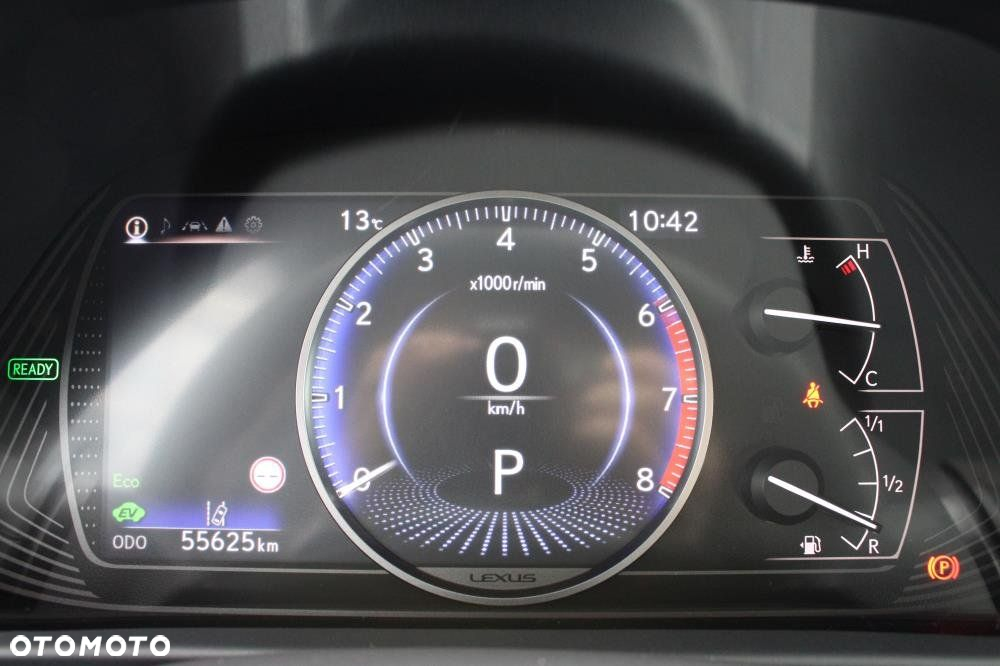 Lexus UX - 16