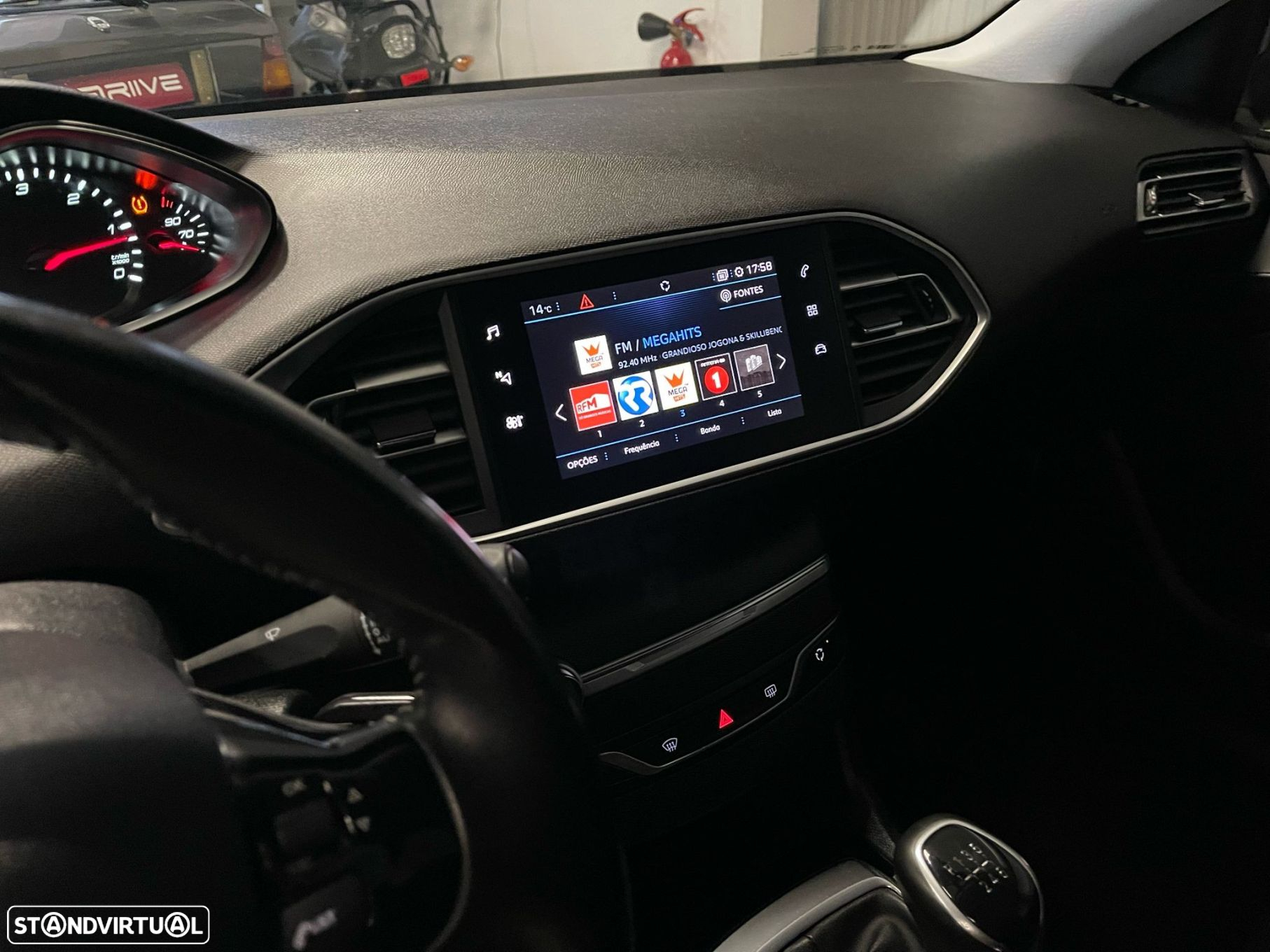 Peugeot 308 SW 1.5 BlueHDi Style - 18