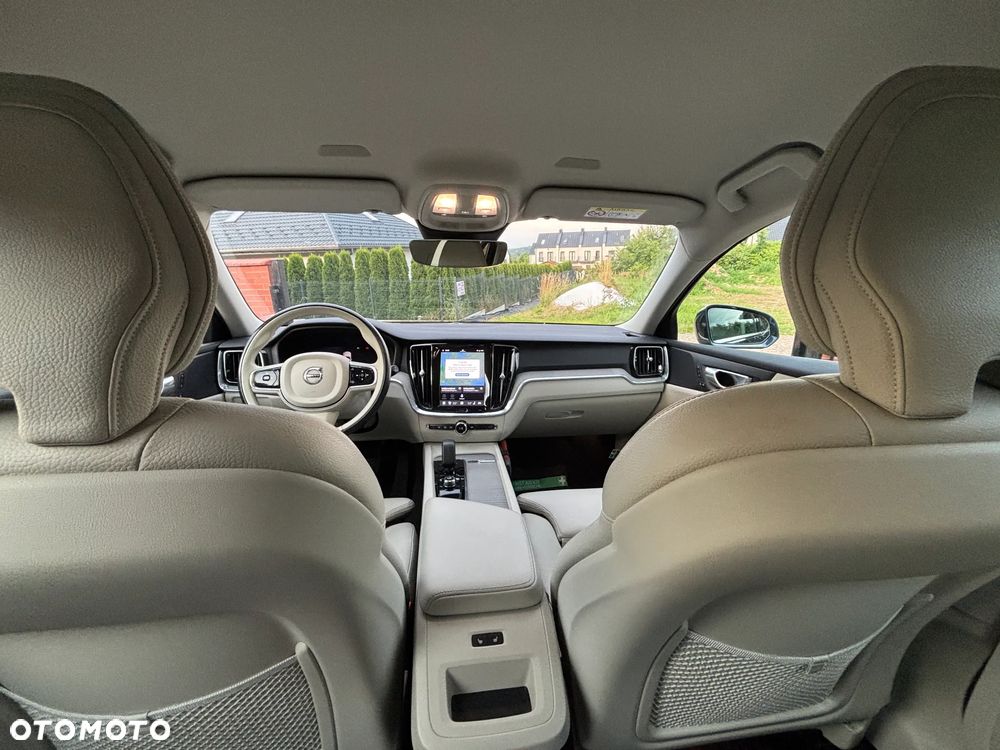 Volvo V60 B3 B Plus Bright - 18