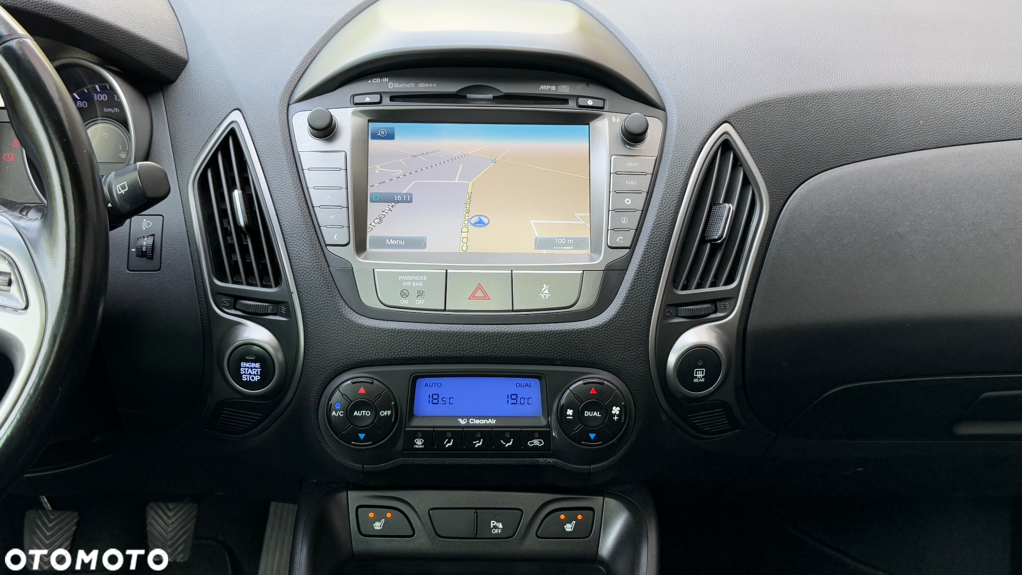 Hyundai ix35 1.7 CRDi 2WD blue Style - 29