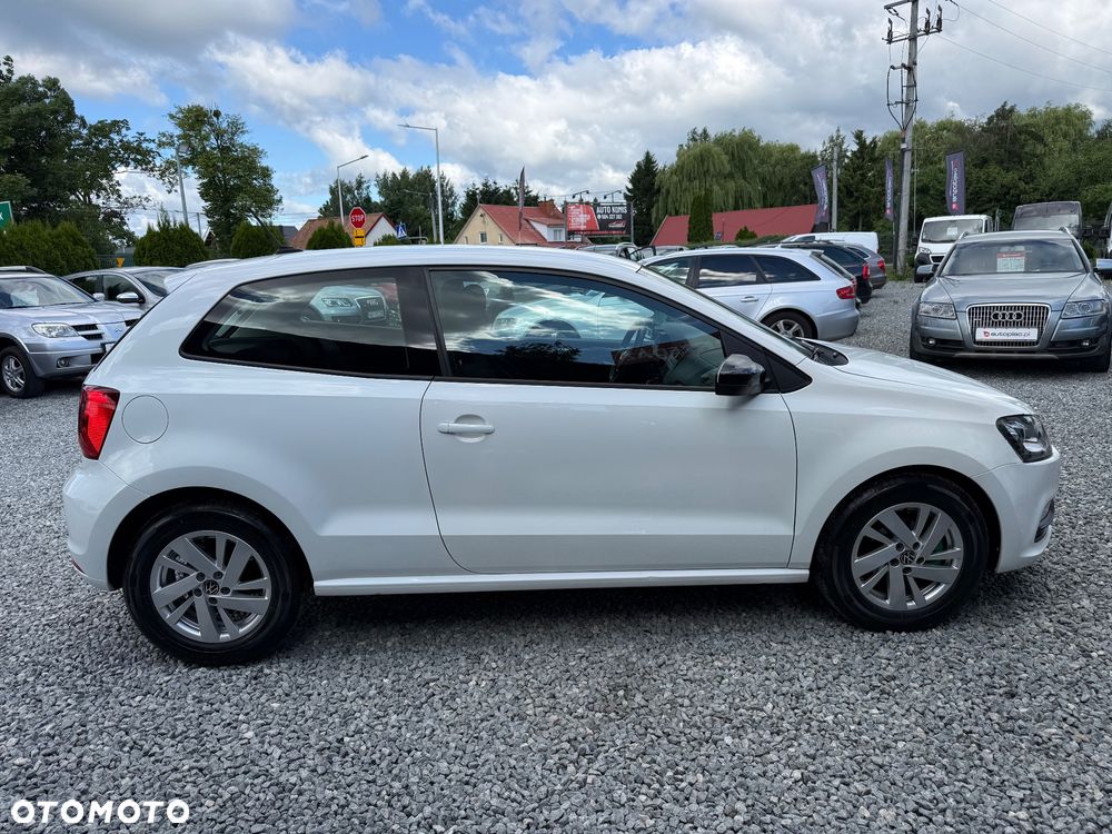 Volkswagen Polo - 12