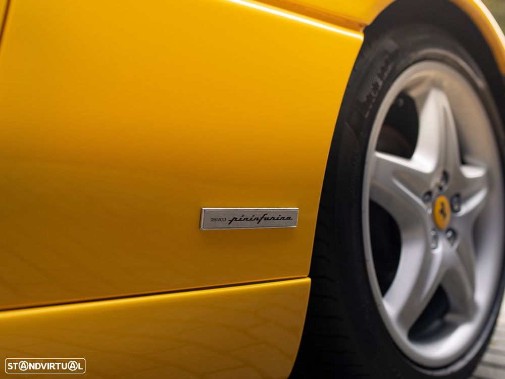 Ferrari 355 Spider - 12