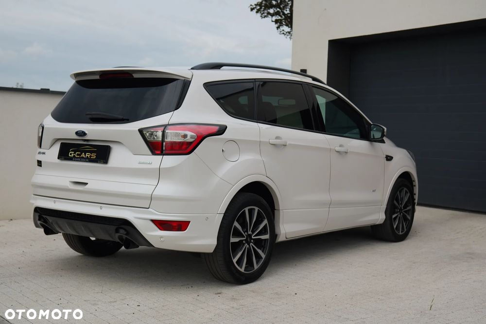 Ford Kuga - 4